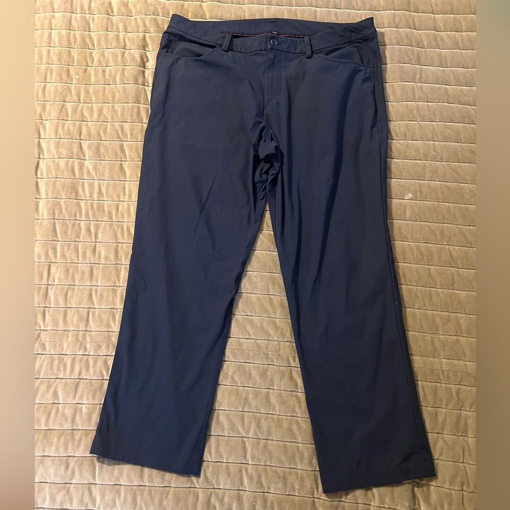 Men's lululemon ABC classic fit pant